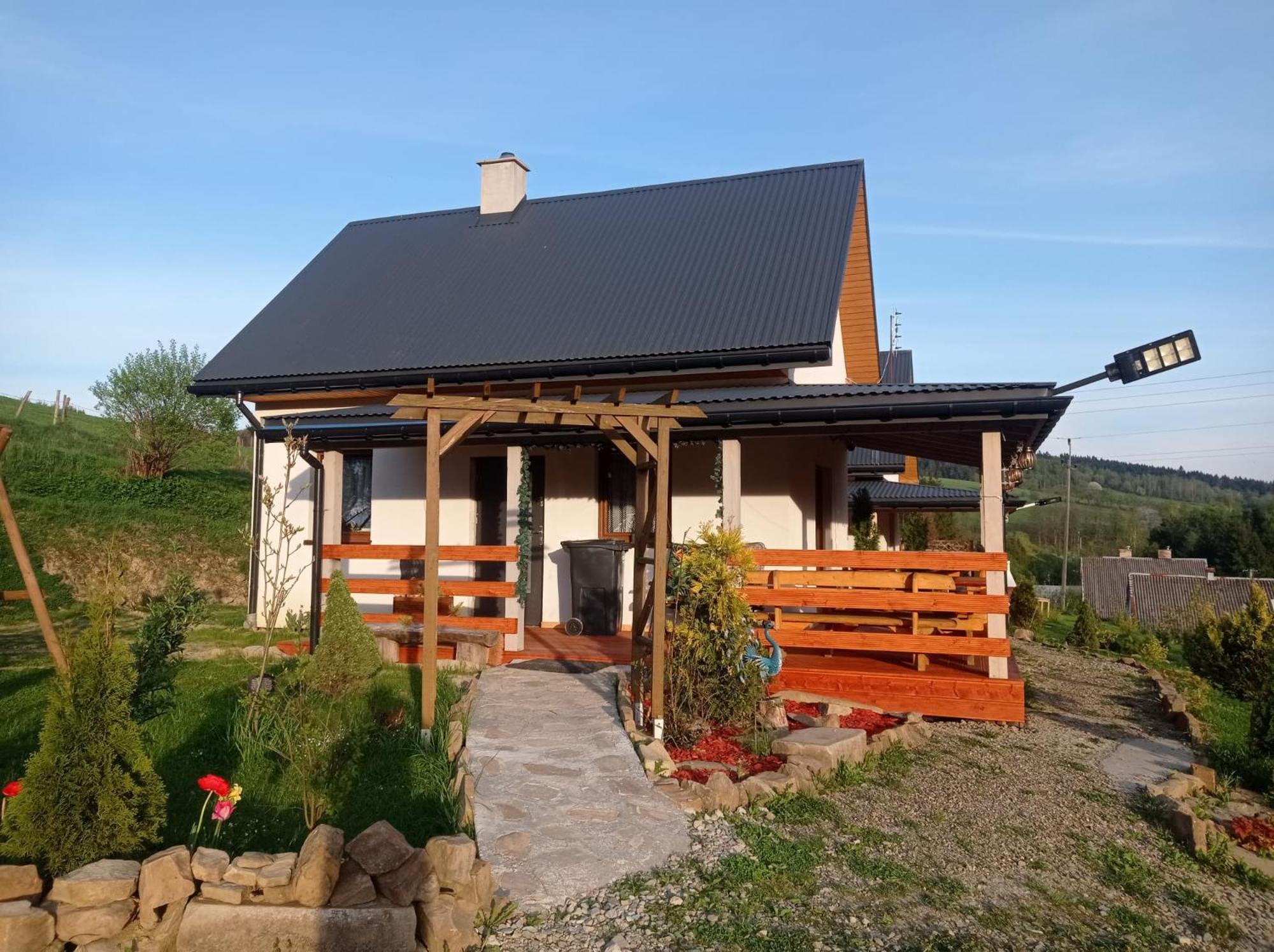 Domki W Bieszczadzkiej Dolinie Ustrzyki Dolne Exterior photo